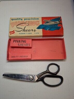 Vintage Pinking Shears #1057 7 inches Magnetized Tips Quality Precision